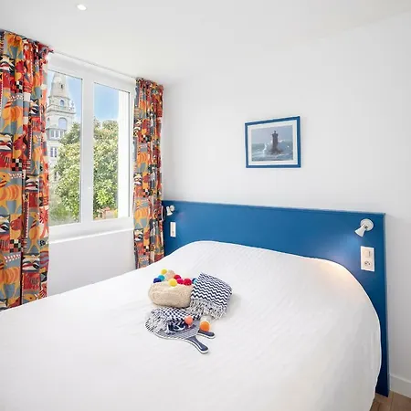 Hotel De La Citadelle Lorient 3*