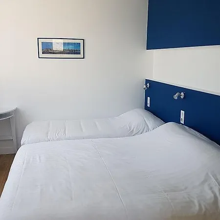 Hotel De La Citadelle Lorient 3*