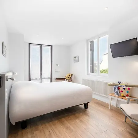 Hotel Hotel Spa De La Citadelle Lorient 3*